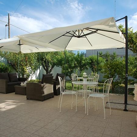 Giardino Dei Frutti Bed & Breakfast Bari Eksteriør bilde