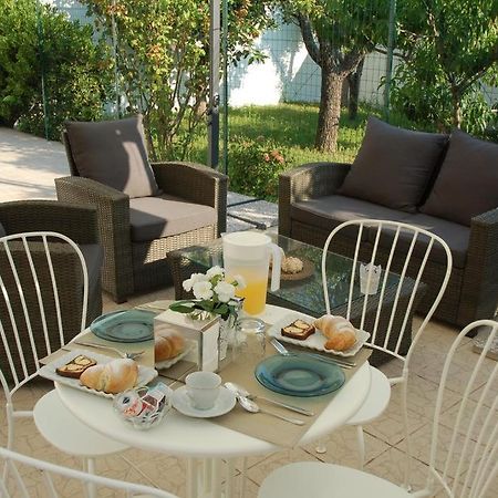 Giardino Dei Frutti Bed & Breakfast Bari Eksteriør bilde
