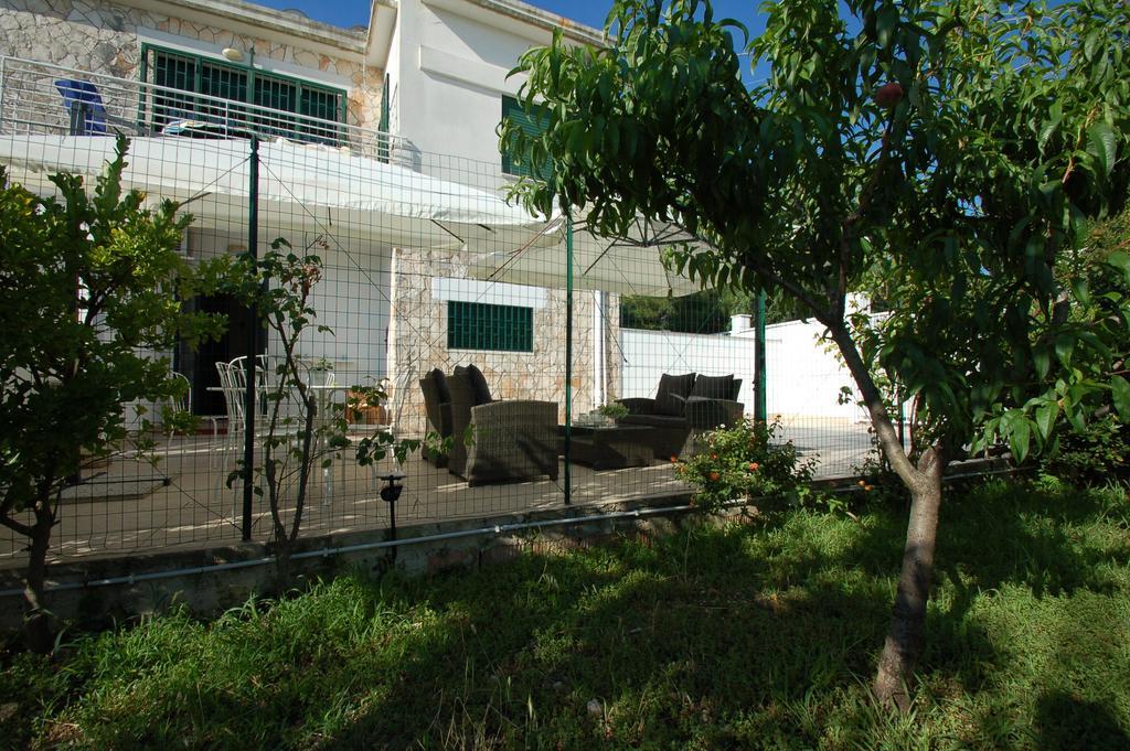 Giardino Dei Frutti Bed & Breakfast Bari Eksteriør bilde