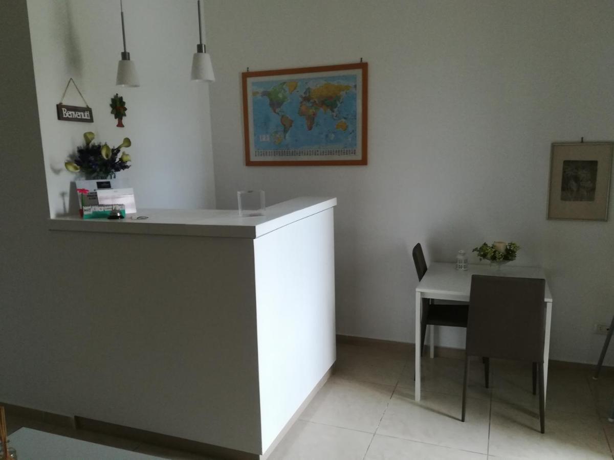 Giardino Dei Frutti Bed & Breakfast Bari Eksteriør bilde